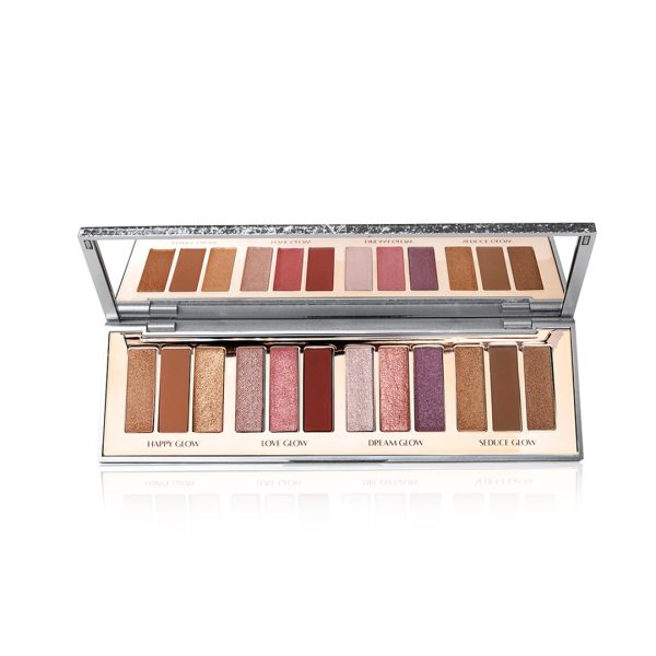 Charlotte Tilbury  INSTANT EYE PALETTE BEJEWELLED EYES TO HYPNOTISE Light up your eyes with 4 JEWEL-INSPIRED looks with this show-stopping eyeshadow palette featuring 12 BRAND-NEW! shades!